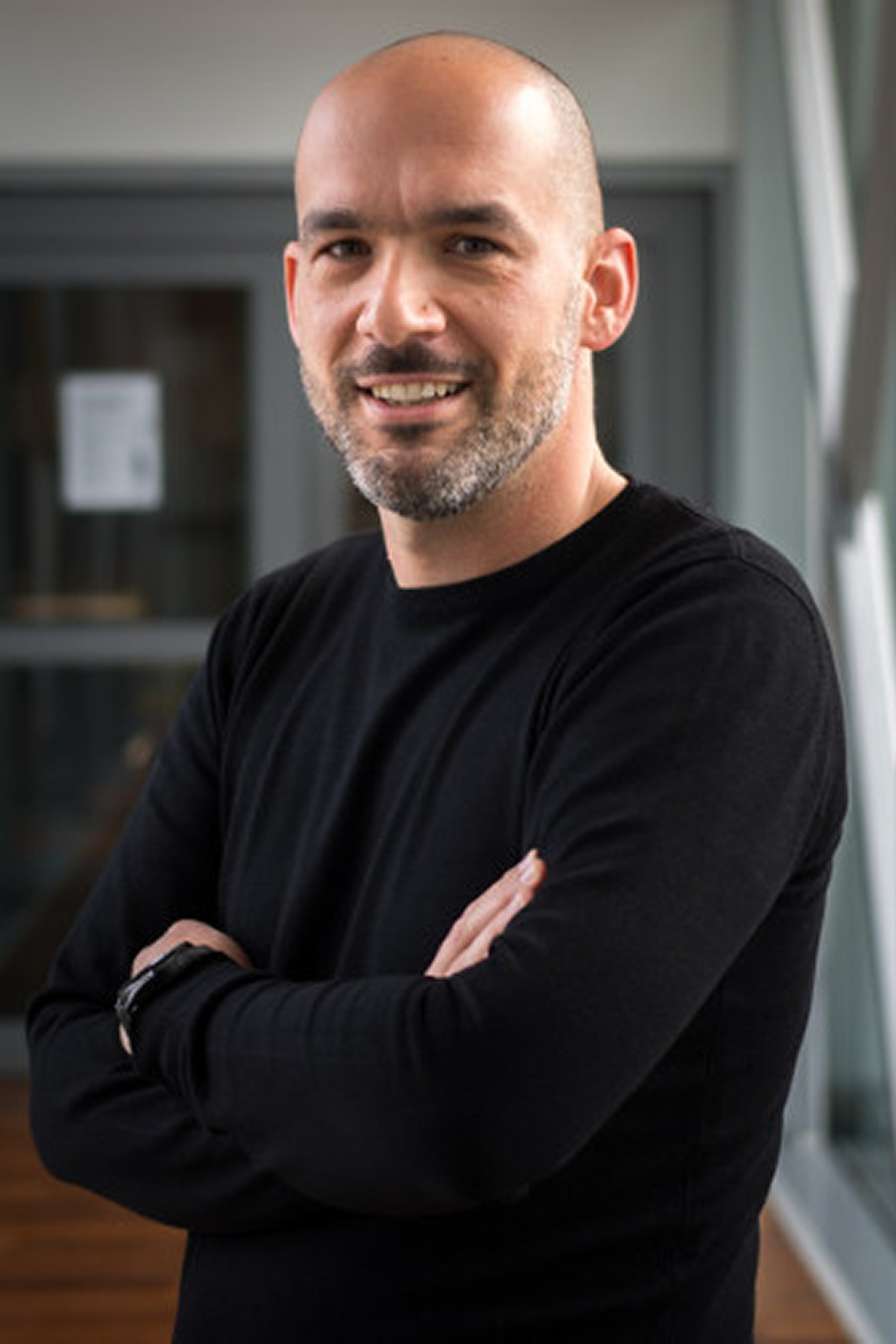 U Cora hotelu smo za sada osim optičkog interneta velikog kapaciteta osiguranog samo za hotel, implementirali i profesionalno wi-fi rješenje, Hospitality TV rješenje kao i parking mjesta s dva punjača za električna vozila.